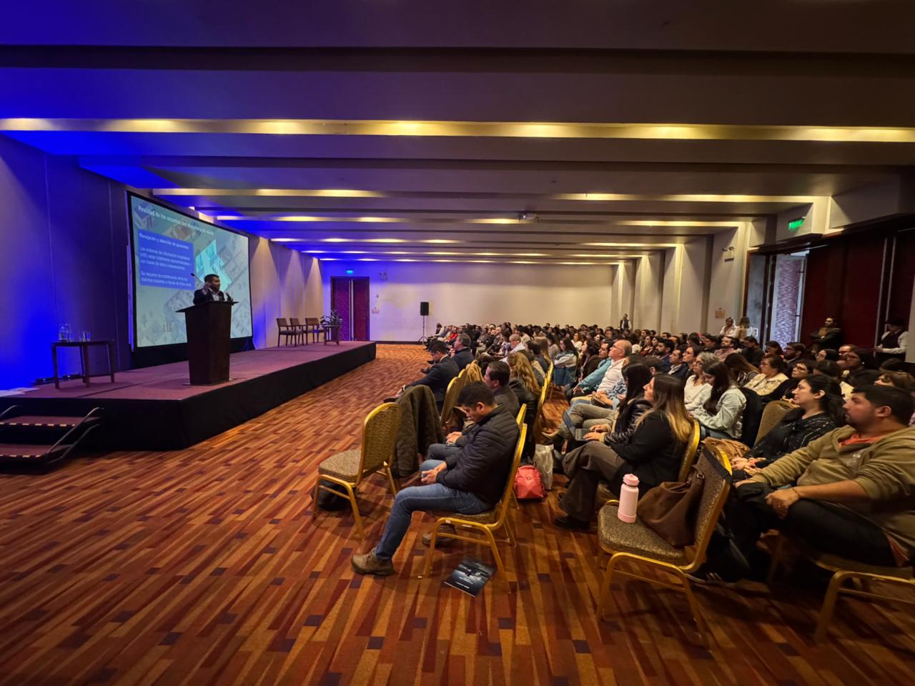 TNS CHILE expone "Nuevas experiencias tecnológicas para la Atención Primaria de Salud" en el Seminario Regional de AMUCH en Temuco